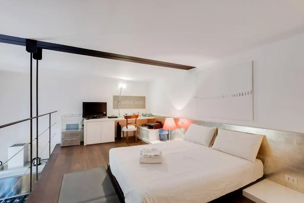 Easylife - Luxury Loft Duomo Centre 호텔 밀라노 0*,