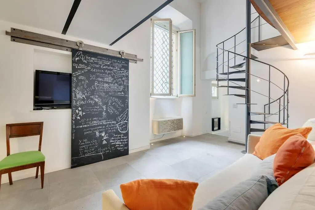 Easylife - Luxury Loft Duomo Centre 호텔 밀라노 여관